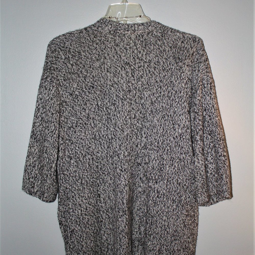 H&M Cardigan - Picture 2 of 2